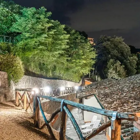 Charming In Loro Ciuffenna, 110 M² With Shared Pool. Loro Ciuffenna